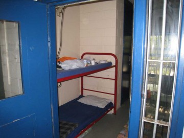 Old style bunks without rails or ladders