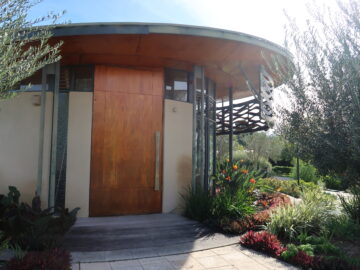 Image of the entrance to the spiritual centre and surrounding gardens at Boronia Pre-release Centre for Women