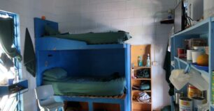 Image of bunk beds inside a cell at Roebourne Regional Prison